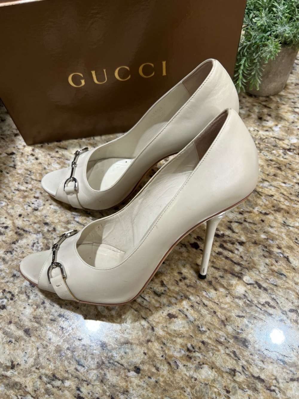 GUCCI Horsebit Silver Accent Cream Peep-Toe Stiletto Heels 40 - Picture 2 of 13